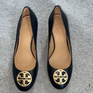 tory burch heel shoe